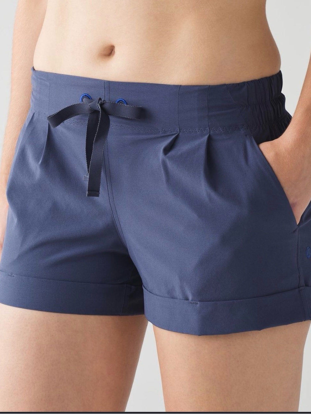 lululemon athletica Spring Break away navy shorts with pleats and cuff